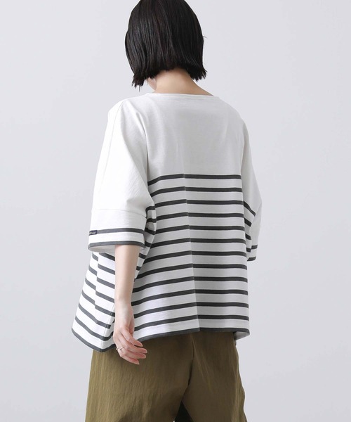 LEMINOR(ルミノール)の「ルミノアBDワイドプルオーバー(Tシャツ/カットソー・レディース・ベージュ/チャコールグレー・FREE)」の21枚目の写真