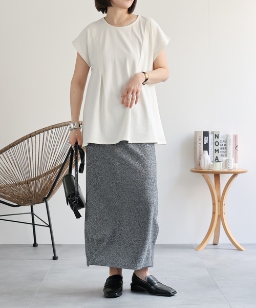 ap retro(アプレトロ)の「フロントタックペプラムコットンTシャツ / 裾フレアTシャツ(Tシャツ/カットソー・レディース・ベージュ/アイボリー/チャコールグレー・MEDIUM)」の16枚目の写真
