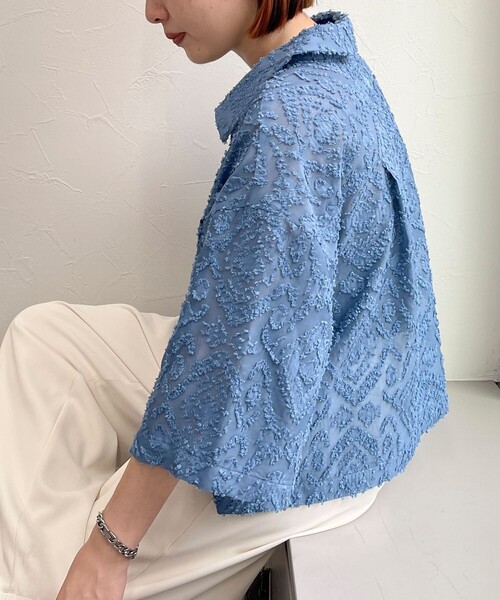 fredy emue(フレディエミュ)の「ジャガードクロップドシャツ(シャツ/ブラウス・レディース・オフホワイト/ブラック/ブルー・38)」の19枚目の写真