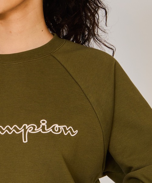 Champion(チャンピオン)の「【Champion/チャンピオン】レディース スポーツ テックウィーブテリークルーネックスウェットシャツ(スウェット・レディース・ブラック系その他/オリーブ/ピンク系その他7・LARGE/MEDIUM)」の5枚目の写真