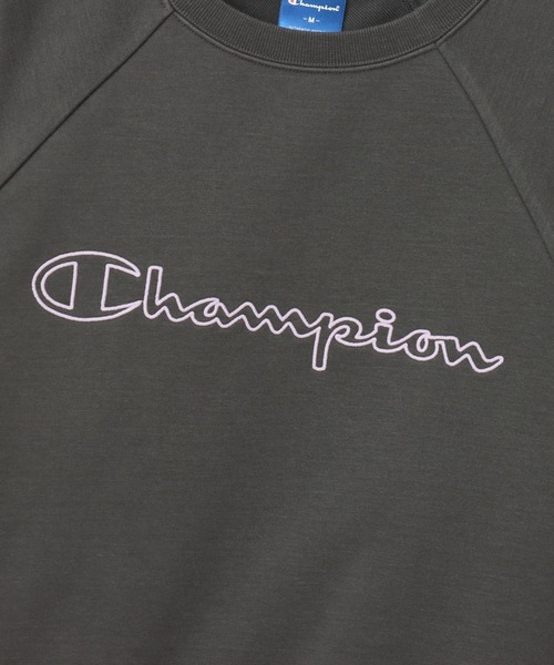 Champion(チャンピオン)の「【Champion/チャンピオン】レディース スポーツ テックウィーブテリークルーネックスウェットシャツ(スウェット・レディース・ブラック系その他/オリーブ/ピンク系その他7・LARGE/MEDIUM)」の15枚目の写真