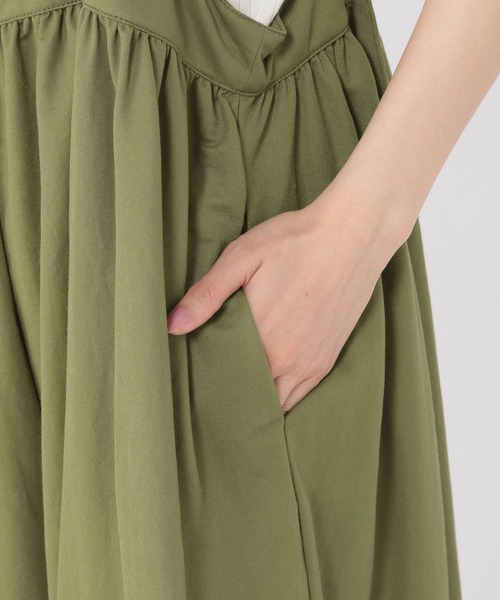 studio CLIP（スタディオクリップ）の「【接触冷感】ひんやりジャージサロペット（サロペット/オーバーオール・レディース・ブラック/ブラウン/カーキ・FREE）」の14枚目の写真