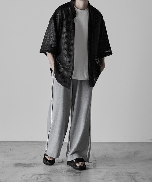 RUUBON（ルーボン）の「【RUUBON】damage wide sweat pants / ダメージワイドスウェットパンツ（スウェットパンツ・メンズ・ブラック/グレー・S/M/L）」の3枚目の写真