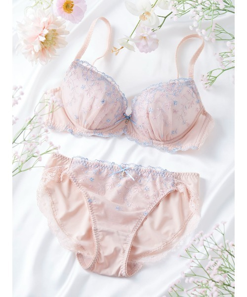 tutuanna（チュチュアンナ）の「[永遠のブラ]クラシカルエミリーブラ&ショーツセット（ブラ&ショーツ・レディース・クリーム/セージグリーン/ブラック/ピンク/グレー/ターコイズブルー/ホワイト/コーラルピンク・B65/A75/A70/A65/D80/D75/D70/D65/C80/C75/C70/C65/B75/B70/E70/E65）」の10枚目の写真