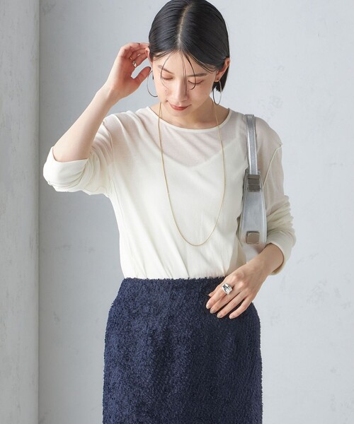 SHIPS（シップス）の「〈手洗い可能〉シアー ストレッチ クルーネック プルオーバー（Tシャツ/カットソー・レディース・ダークグレー/ライトブルー/オフホワイト/クリーム・ONE SIZE）」の19枚目の写真