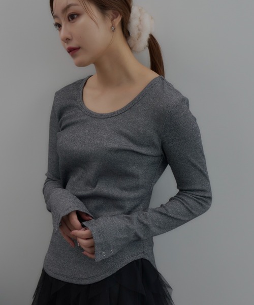 ECREL（エクレール）の「スナップスリーブラメトップス（Tシャツ/カットソー・レディース・アイボリー/チャコールグレー・FREE）」の17枚目の写真