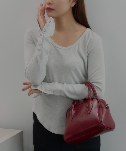 ECREL（エクレール）の「スナップスリーブラメトップス（Tシャツ/カットソー・レディース・アイボリー/チャコールグレー・FREE）」の8枚目の写真