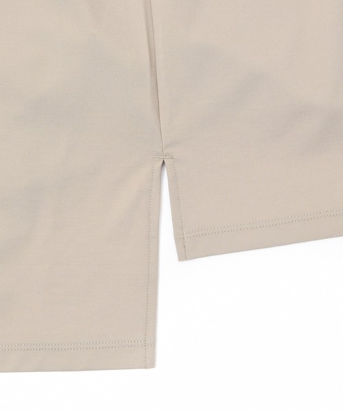 NEW BALANCE(ニューバランス)の「MET24 Bracelet Sleeve Pullover(Tシャツ/カットソー・レディース・ブラック/ライトベージュ/インディゴブルー・LARGE/MEDIUM/SMALL)」の19枚目の写真