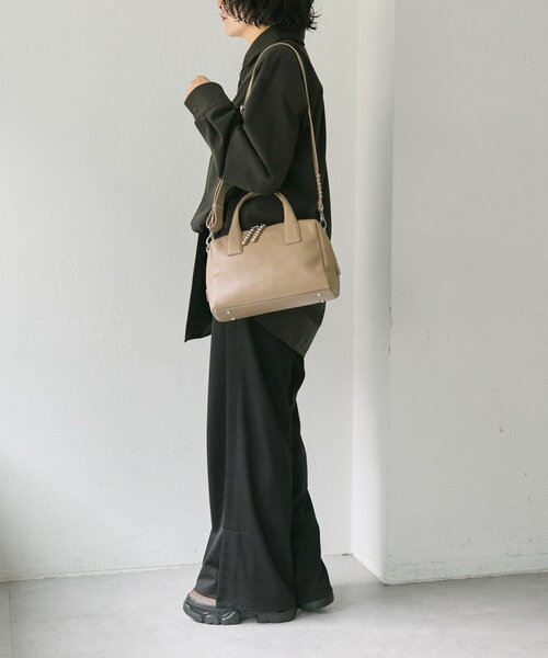 セール】《本革/ショルダー付き》スタッズボストンバッグ