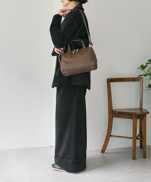 イアパピヨネ スタッズボストンバッグ セール】《本革/ショルダー付き》スタッズボストンバッグ