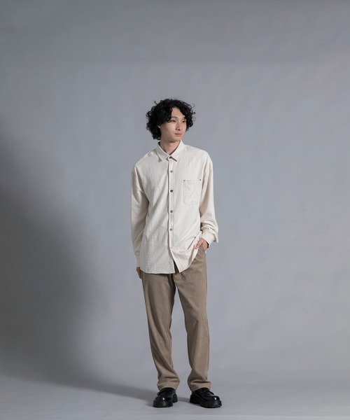 aimoha(アイモハ)の「aimoha men Textured Chic Shirt(シャツ/ブラウス・メンズ・グリーン/ブラック/ライトベージュ・MEDIUM/LARGE/X-LARGE/XX-LARGE)」の7枚目の写真