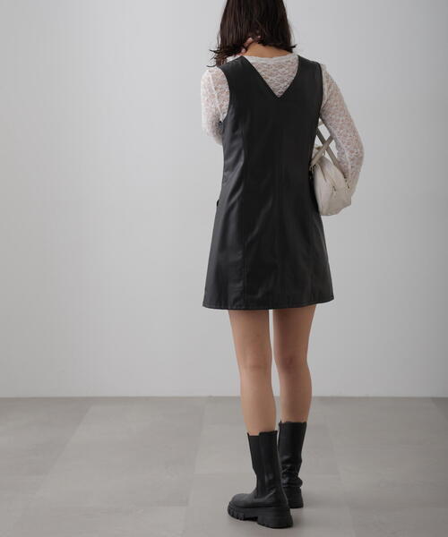 FREE'S MART（フリーズマート）の「フロントジップ合皮ミニジャンスカ（ワンピース・レディース・ブラック・SMALL/MEDIUM）」の4枚目の写真