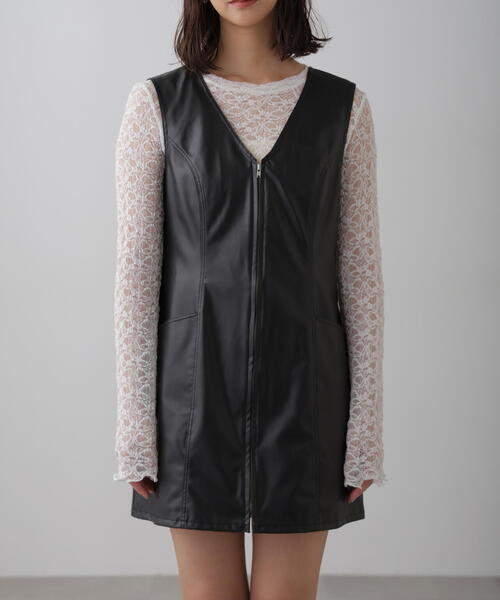 FREE'S MART（フリーズマート）の「フロントジップ合皮ミニジャンスカ（ワンピース・レディース・ブラック・SMALL/MEDIUM）」の3枚目の写真