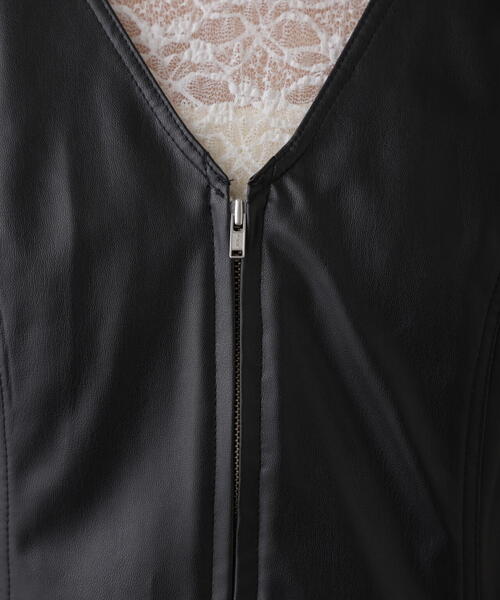 FREE'S MART（フリーズマート）の「フロントジップ合皮ミニジャンスカ（ワンピース・レディース・ブラック・SMALL/MEDIUM）」の13枚目の写真