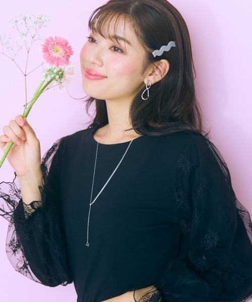 marun(マルン)の「<大きいサイズ> レースドッキングトップス marun(Tシャツ/カットソー・レディース・アイボリー/ブラック・L/5L/4L/3L/LL)」の2枚目の写真