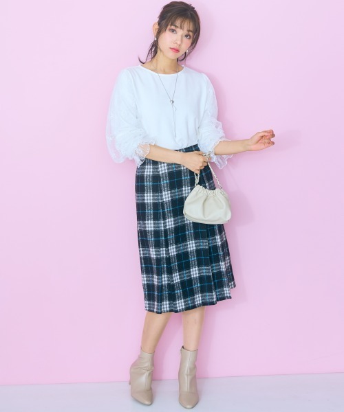 marun(マルン)の「<大きいサイズ> レースドッキングトップス marun(Tシャツ/カットソー・レディース・アイボリー/ブラック・L/5L/4L/3L/LL)」の3枚目の写真