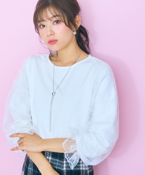 marun(マルン)の「<大きいサイズ> レースドッキングトップス marun(Tシャツ/カットソー・レディース・アイボリー/ブラック・L/5L/4L/3L/LL)」の17枚目の写真