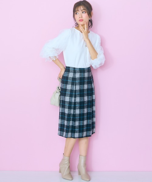 marun(マルン)の「<大きいサイズ> レースドッキングトップス marun(Tシャツ/カットソー・レディース・アイボリー/ブラック・L/5L/4L/3L/LL)」の22枚目の写真