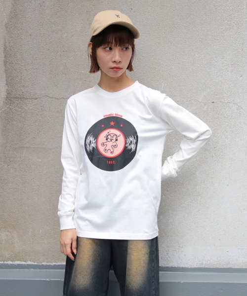 UNIT CHEST(ユニットチェスト)の「【UNIT CHEST】unique unisex long sleeve T-shirt/ユニークユニセックス ロンT OIF designer eggs コラボ Record by KOTONA TATEISHI(Tシャツ/カットソー・レディース・ホワイト/杢グレー/ブラック・L/M/S)」の4枚目の写真