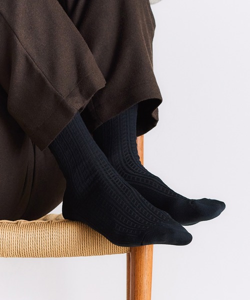 YUQRI（ユクリ）の「【YUQRI】tiny cable（ソックス/靴下・メンズ・グリーン/オフホワイト/チャコールグレー/ブルー/ブラック・S/M）」の3枚目の写真