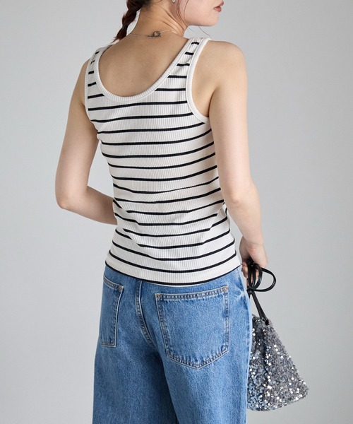 Fizz(フィズ)の「【Fizz/フィズ】 前後2Way リブタンクトップ(タンクトップ・レディース・ブラック/ホワイト×ブラック/ホワイト/グレイッシュベージュ・FREE)」の21枚目の写真