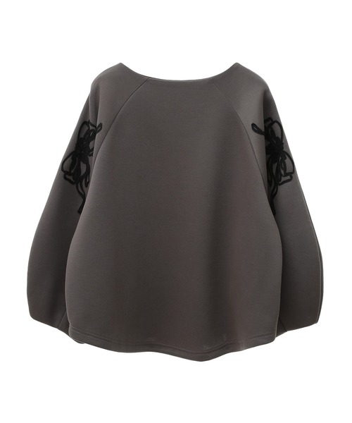 ESCAR（エスカー）の「■ESCAR　リボンコード刺繍プルオーバー（Tシャツ/カットソー・レディース・チャコールグレー/ベージュ・FREE）」の16枚目の写真