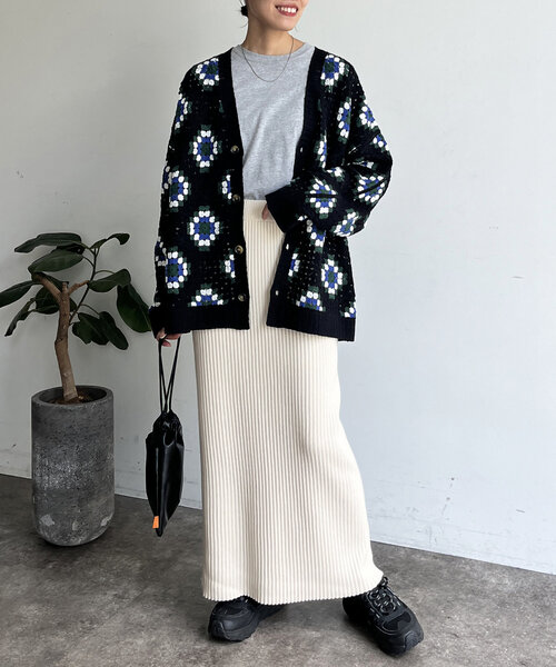 CPCM(シーピーシーエム)の「しっかりリブナロースカート(スカート・レディース・チャコールグレー/アイボリー/ブラック/オレンジ・SMALL/MEDIUM)」の16枚目の写真