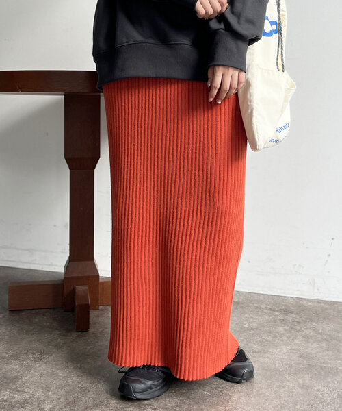 CPCM(シーピーシーエム)の「しっかりリブナロースカート(スカート・レディース・チャコールグレー/アイボリー/ブラック/オレンジ・SMALL/MEDIUM)」の6枚目の写真