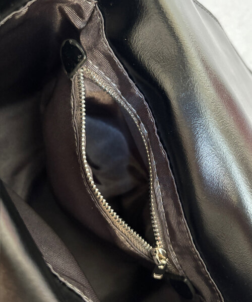 DouDou（ドゥドゥ）の「【WEB限定】ミディアムセミショルダーバッグ（ショルダーバッグ・レディース・ブラック/ブラウン/レッド・FREE）」の11枚目の写真