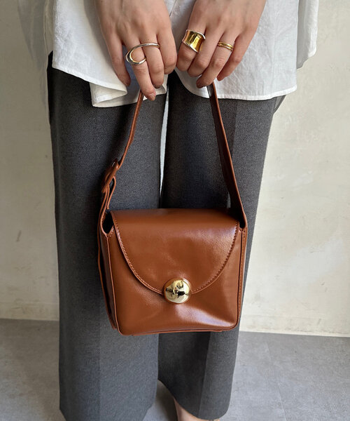 DouDou（ドゥドゥ）の「【WEB限定】ミディアムセミショルダーバッグ（ショルダーバッグ・レディース・ブラック/ブラウン/レッド・FREE）」の13枚目の写真