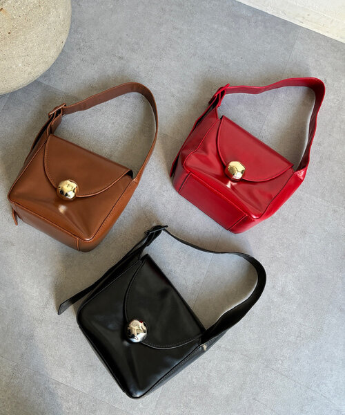 DouDou（ドゥドゥ）の「【WEB限定】ミディアムセミショルダーバッグ（ショルダーバッグ・レディース・ブラック/ブラウン/レッド・FREE）」の22枚目の写真