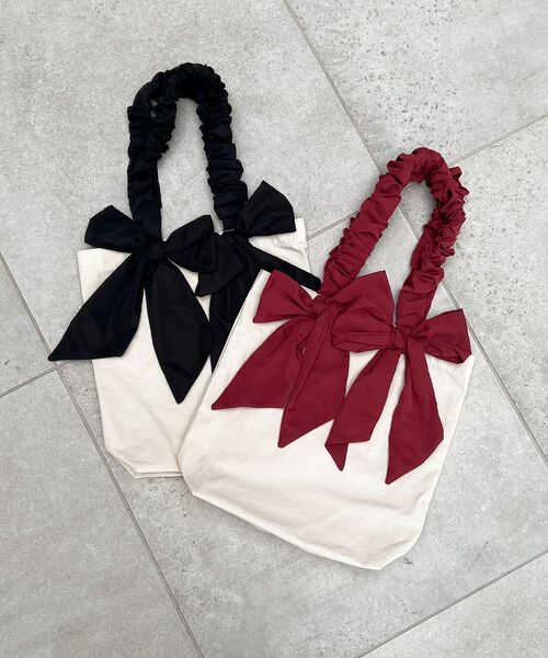 MAJESTIC LEGON(マジェスティックレゴン)の「ギャザーハンドルリボントート(トートバッグ・レディース・ブラック/ボルドー・FREE)」の3枚目の写真