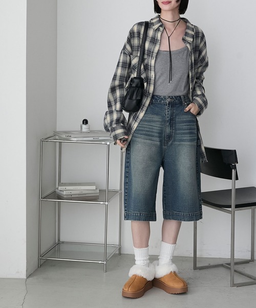 forksy.（フォルクシー）の「【forksy.】ヴィンテージライクハーフデニムパンツ（デニムパンツ・レディース・ブラック/インディゴブルー/ブルー・M/L）」の9枚目の写真