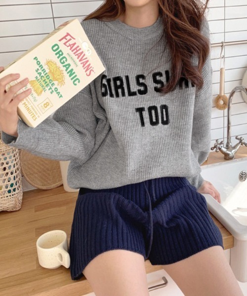 COCOMOMO(ココモモ)の「オーバーサイズ ロゴニット セーター ゆるトップス(ニット/セーター・レディース・ブラック/ブラウン/ダークグレー/ベージュ・FREE)」の9枚目の写真