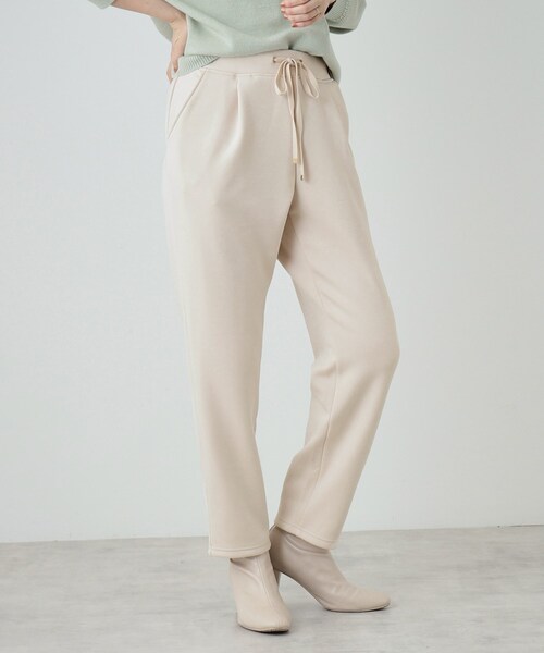SHOO・LA・RUE(シューラルー)の「◆【SHOO WARM】あったか裏起毛 ふわふわもちもち ストレッチ テーパードパンツ(その他パンツ・レディース・ダークグレー/アイボリー/ブラック/ブラウン系・01/02/03/04)」の1枚目の写真
