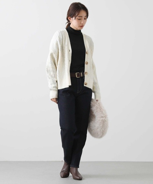 Gready Brilliant（グレディブリリアン）の「箔プリントケーブルVネックカーディガン（カーディガン/ボレロ・レディース・グレイッシュベージュ/アイボリー・FREE）」の22枚目の写真