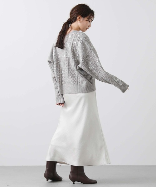 Gready Brilliant（グレディブリリアン）の「箔プリントケーブルVネックカーディガン（カーディガン/ボレロ・レディース・グレイッシュベージュ/アイボリー・FREE）」の18枚目の写真