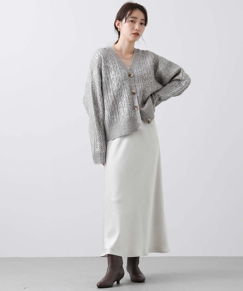 Gready Brilliant（グレディブリリアン）の「箔プリントケーブルVネックカーディガン（カーディガン/ボレロ・レディース・グレイッシュベージュ/アイボリー・FREE）」の19枚目の写真