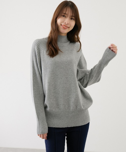 Jayro（ジャイロ）の「エポーレットショルダー ワイドハイネックプルオーバー（Tシャツ/カットソー・レディース・ベージュ/ネイビー/グレー/レッド/ピンク/ホワイト系その他・M）」の2枚目の写真
