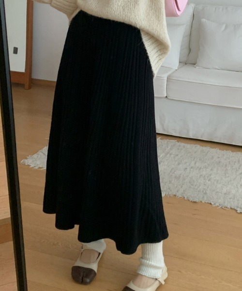 ソフトプリーツAラインニットスカート（スカート）｜Diosfront（ディオスフロント）