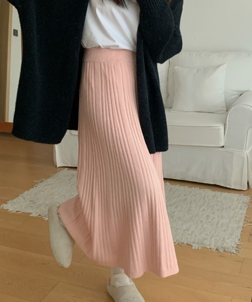 ソフトプリーツAラインニットスカート（スカート）｜Diosfront（ディオスフロント）