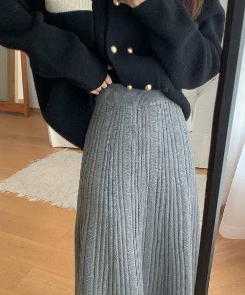 ソフトプリーツAラインニットスカート（スカート）｜Diosfront（ディオスフロント）