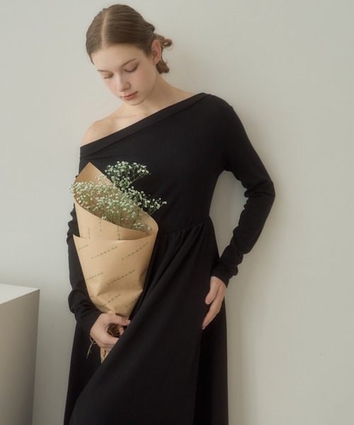 Birthday room（バースデイルーム）の「〈オケージョン対応〉〈リボン着脱可能〉マルチwayオフショルダーワンピース / multi way off shoulder one-piece（ワンピース・レディース・ブラック/アイボリー・FREE）」の14枚目の写真