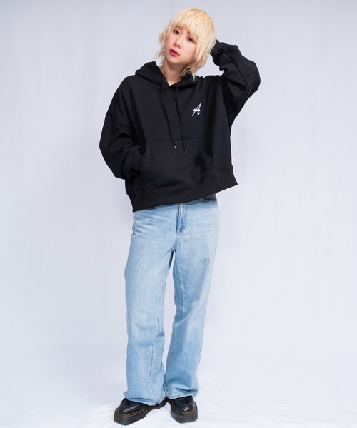Alite cloth(アリーテクロス)の「ワンポイント刺繍パーカー(パーカー・レディース・ブラック/ホワイト/ネイビー/ベージュ・L/M)」の10枚目の写真