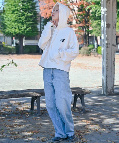 Alite cloth(アリーテクロス)の「ワンポイント刺繍パーカー(パーカー・レディース・ブラック/ホワイト/ネイビー/ベージュ・L/M)」の18枚目の写真
