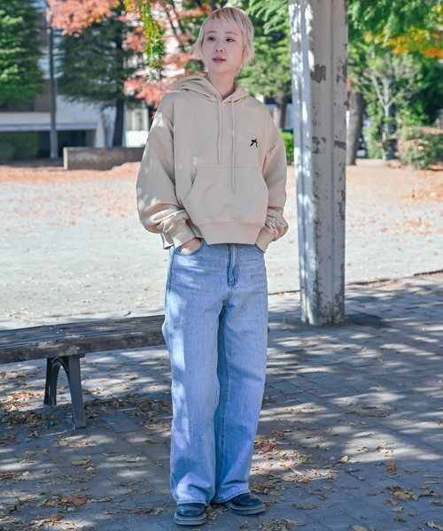 Alite cloth(アリーテクロス)の「ワンポイント刺繍パーカー(パーカー・レディース・ブラック/ホワイト/ネイビー/ベージュ・L/M)」の21枚目の写真