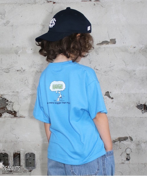 GROOVY COLORS（グルービーカラーズ）の「SNOOPY SANDWICH Tee（Tシャツ/カットソー・キッズ・ライトブルー・130）」の4枚目の写真