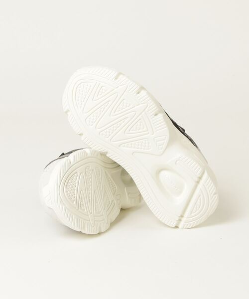 adidas（アディダス）の「クレイジーカオス 2000 キッズ / Crazychaos 2000 Kids / アディダス adidas（スニーカー・キッズ・ホワイト系その他・21.5cm/21.0cm/20.5cm/19.5cm/19.0cm/18.5cm/18cm/17.5cm/17.0cm/20.0cm）」の4枚目の写真