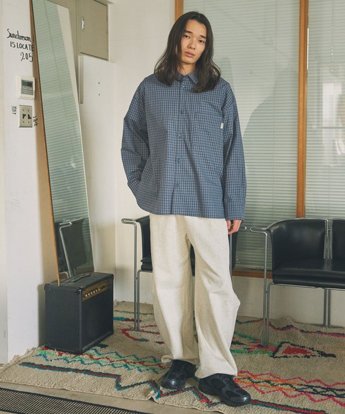Unblend(アンブレンド)の「【Unblend】アソート レギュラーカラー オーバーサイズシャツ(シャツ/ブラウス・レディース・ブラック/イエロー/ネイビー/グレー・FREE)」の8枚目の写真