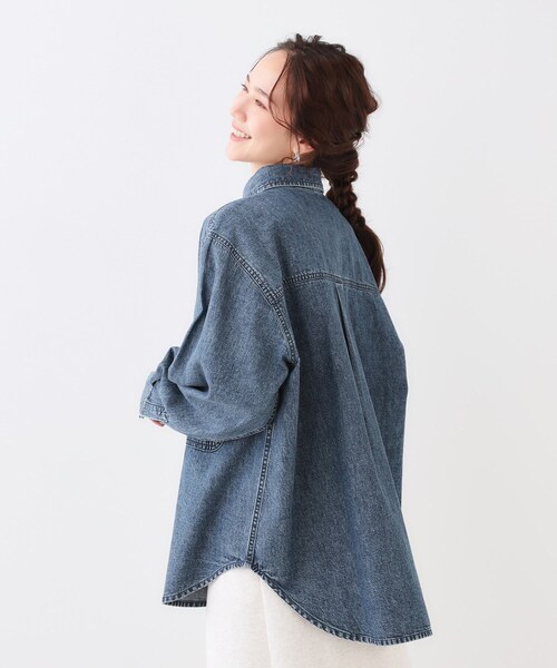 Cutie Blonde（キューティーブロンド）の「【洗える/S-LL】BIGポケット オーバーサイズデニムシャツ（シャツ/ブラウス・レディース・ライトブルー/ネイビー/ブルー・03/02/01/04）」の4枚目の写真